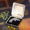 Broche Broche années 1950 en platine et diamants (6,40 ct) 58 Facettes 21348-0038