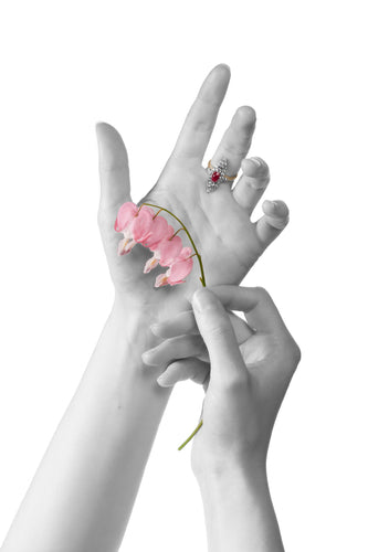 Bague 53 Bague victorienne en or rouge 18K avec rubis et diamants 58 Facettes 22298-0136