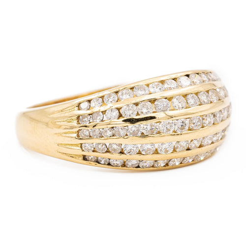 Bague 58 Bague bombée en or jaune 18 carats pavée de diamants 58 Facettes 2301450CN