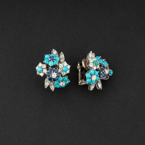 Boucles d'oreilles Boucles d’oreilles clips motif fleurs en or 18k, platine et diamants, turquoises, saphirs 58 Facettes