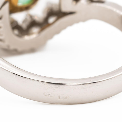 Bague 53 Bague Pompadour en or blanc 18 carats, platine, émeraude et diamants 58 Facettes 2308981CN