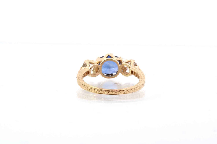 Bague 53 Bague en or jaune 18k avec saphir et diamants 58 Facettes 23334