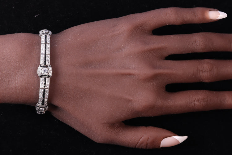 Bracelet Bracelet Art déco en platine, diamants et onyx 58 Facettes 23346-0149