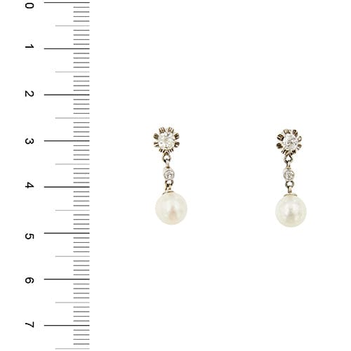 Boucles d'oreilles Boucles d’oreilles Art déco pendantes en or blanc 18 kt, perles et diamants 58 Facettes 23571