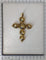 Pendentif Pendentif croix baroque en or jaune 18K et diamants 58 Facettes 24096-0095