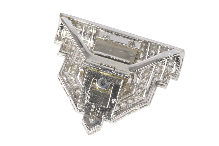 Boucles d'oreilles Clip Art déco vintage en platine et diamants 58 Facettes 24170-0331