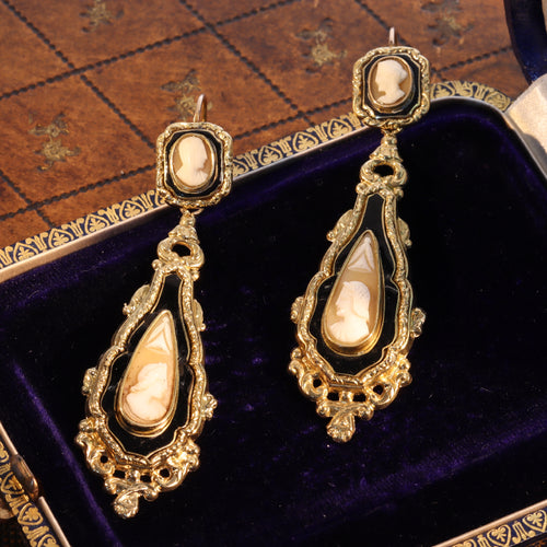 Boucles d'oreilles Boucles d’oreilles camées victoriennes pendantes en or jaune 18K 58 Facettes 24278-0417