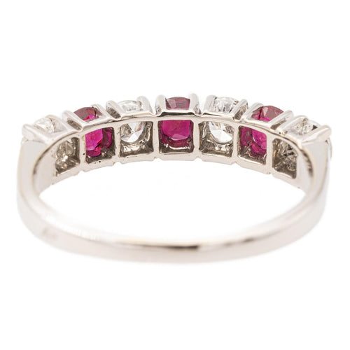 Bague 54 Bague demi-alliance en or blanc 18 carats, rubis et diamants 58 Facettes 2432020CN