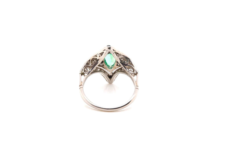 Bague 56 Bague Art déco en platine avec émeraude et diamants 58 Facettes 24962