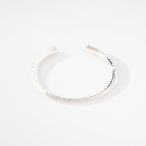 Bracelet Bracelet jonc ouvert serti de diamants en or gris 18k 58 Facettes 1