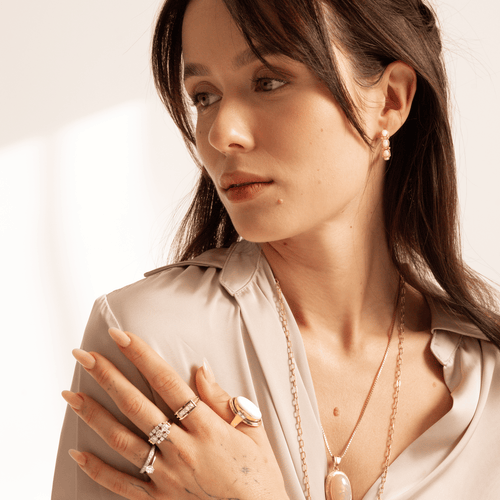 Bague 63 Bague cocktail opale cabochon et diamants en or 14 carats 58 Facettes 2619