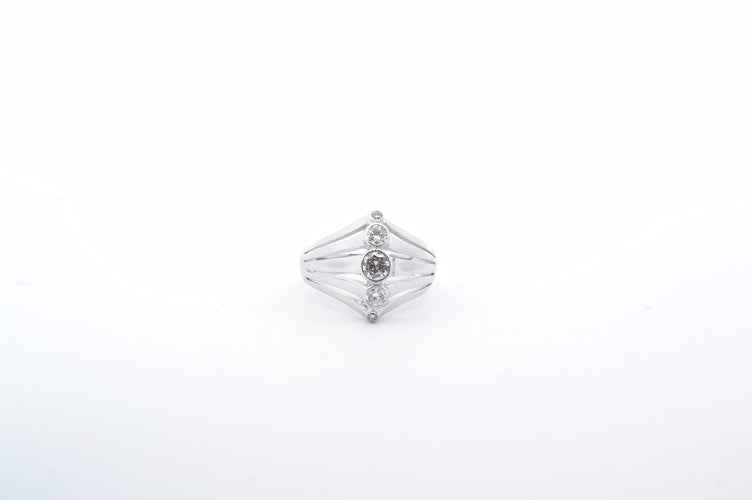 Bague 60 Bague 1940 en or blanc 18k et diamants 58 Facettes 25171
