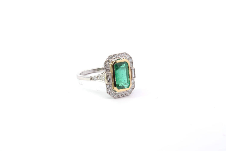 Bague 53 Bague en or jaune 18k et platine avec émeraude et diamants 58 Facettes 25238 25164