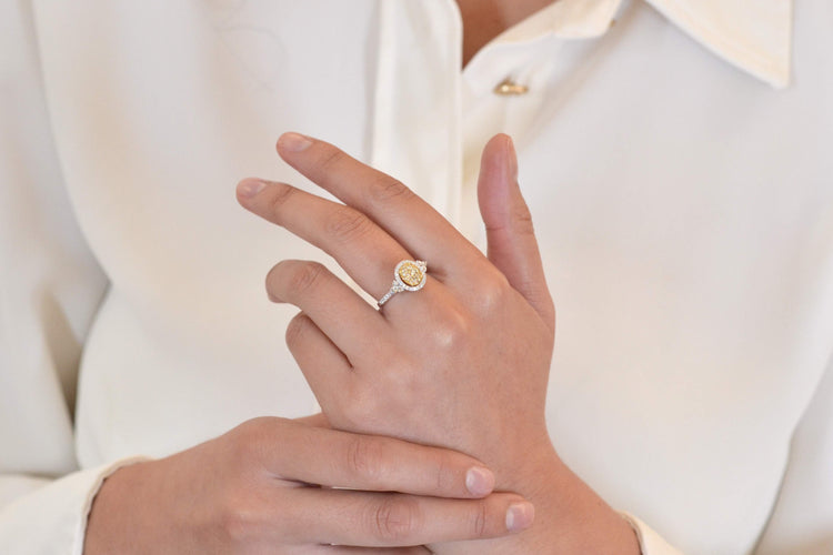 Bague 53.5 Bague en or 18k sertie de 46 diamants (0,75 ct) 58 Facettes 25964