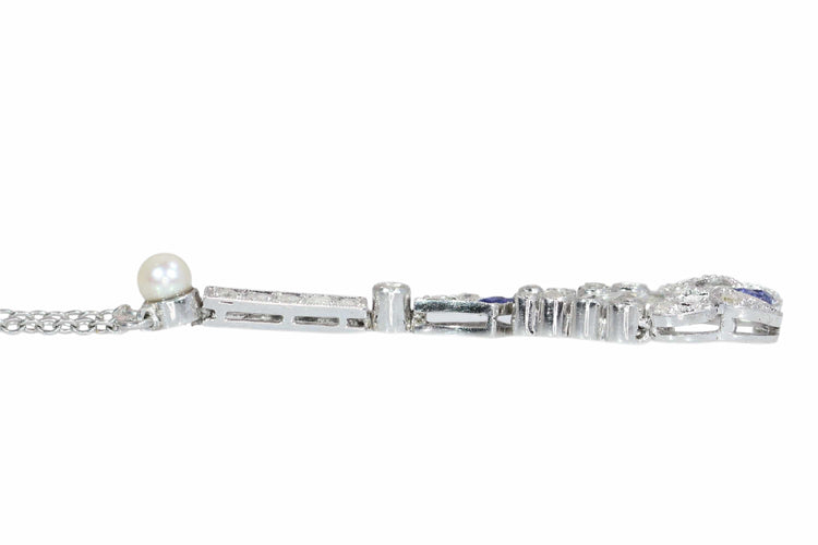 Collier Pendentif sur collier Belle Époque/Art déco en platine, diamants et saphirs 58 Facettes 26022-0155