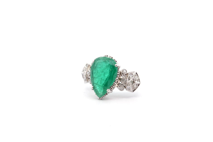 Bague 51 Bague vintage en platine avec émeraude poire et diamants 58 Facettes 26128