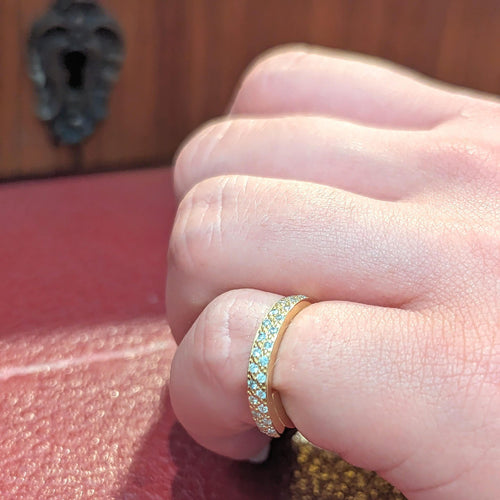 Bague 46 Guy Laroche - Alliance en or jaune 18 carats et diamants 58 Facettes 26367