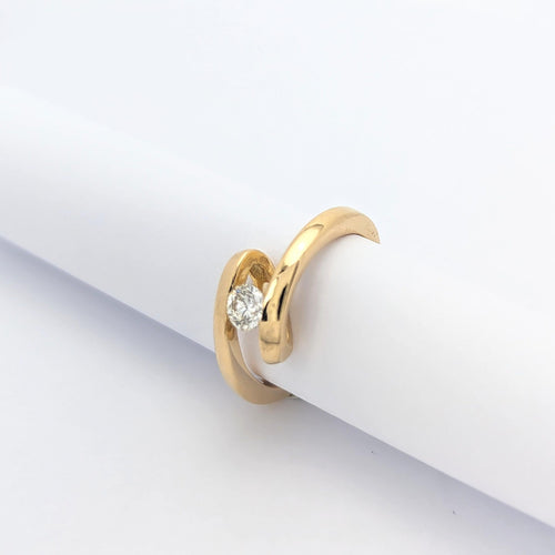 Bague 47 Bague en or jaune 18 carats et diamant 58 Facettes 26373