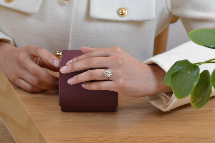 Bague 53 Bague marguerite en platine avec diamants 1 ct G/SI1 58 Facettes 26583-26658