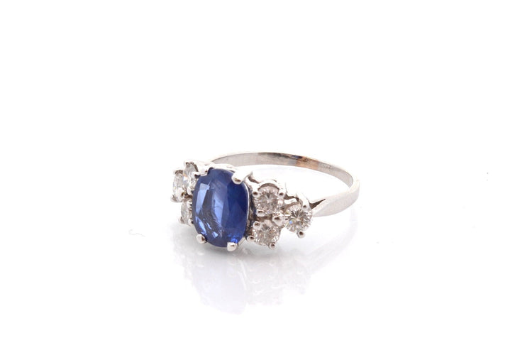 Bague 51.5 Bague saphir 2,04 ct et diamants en or blanc 18k 58 Facettes 26648-27094