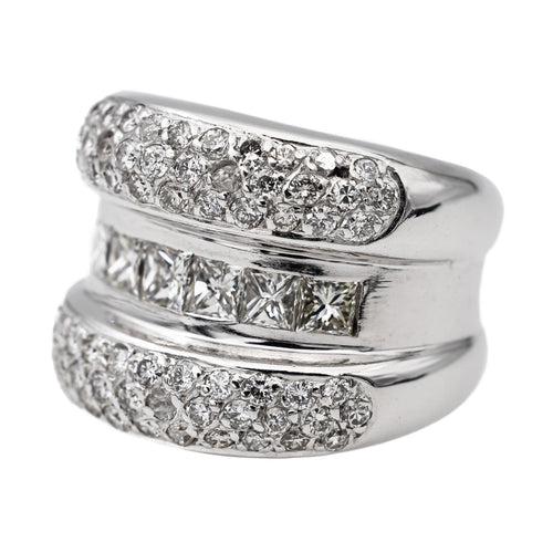 Bague 48 Bague en or blanc 18 carats pavée de diamants 58 Facettes 2673928CN