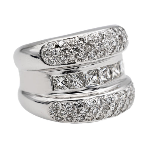 Bague 48 Bague en or blanc 18 carats pavée de diamants 58 Facettes 2673928CN
