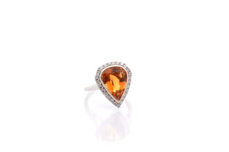Bague 52 Bague en or blanc 18k avec citrine 4,06 ct et diamants 58 Facettes 26785