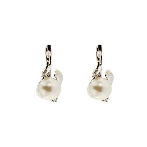 Boucles d'oreilles Boucles d’oreilles - Puces en or blanc 18 carats, perles et diamants 58 Facettes 26902