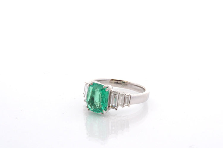 Bague 52 Bague en platine avec émeraude de Colombie 1,88 ct et diamants 58 Facettes 27080-27032b