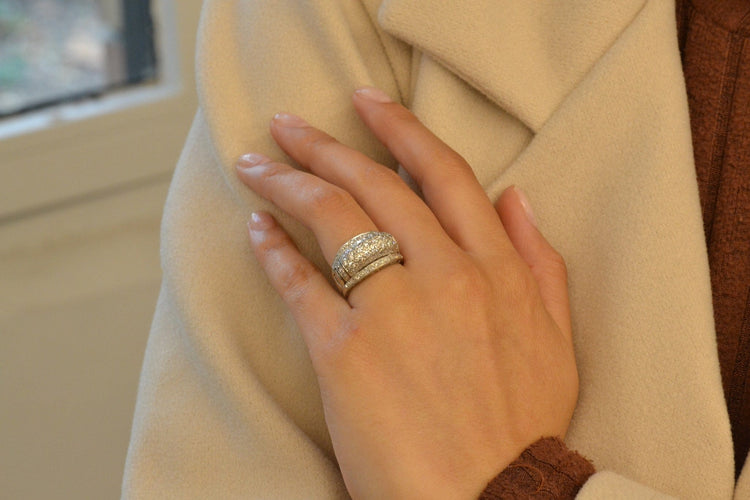 Bague 53 Bague vintage en or blanc 18k et diamants 58 Facettes 27237