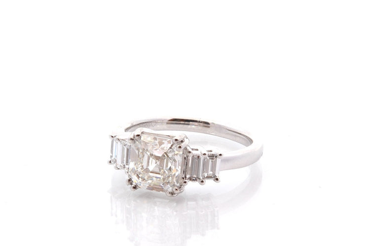 Bague 53 Bague en platine avec diamant 2,14 ct et diamants 58 Facettes 27265-27376