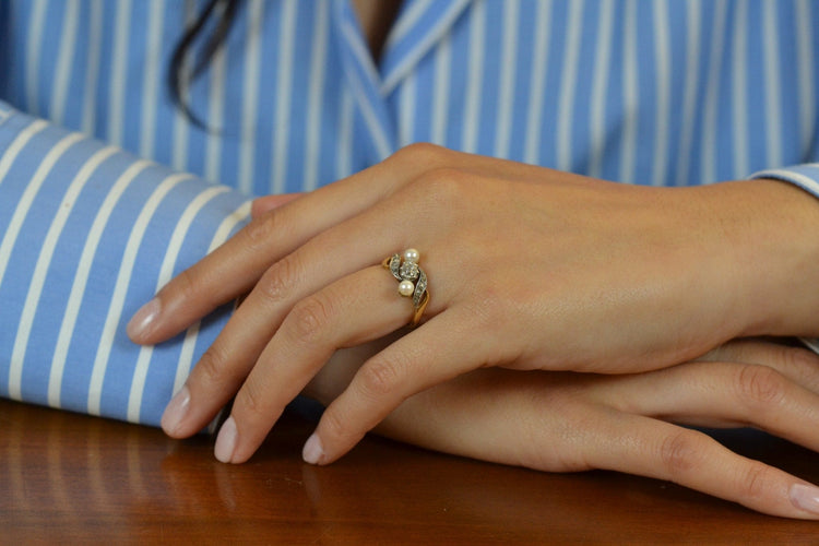 Bague 54 Bague ancienne en or 18k avec perles de culture et diamants 58 Facettes 27309