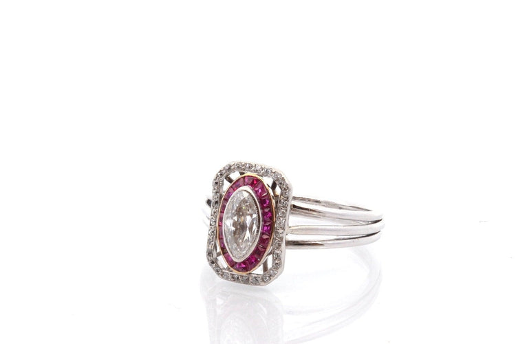 Bague 56 Bague Art déco en or 18k et platine avec diamants et rubis 58 Facettes 27355