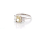 Bague 53 Bague en platine avec diamant jaune 2,01 ct et diamants 58 Facettes 27426-27584