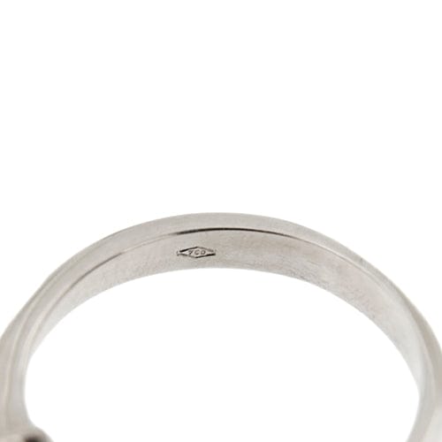 https://api-ledial.emberware.it/app/uploads/2025/04/27536-anello-oro-diamanti-trilogy-11.jpg