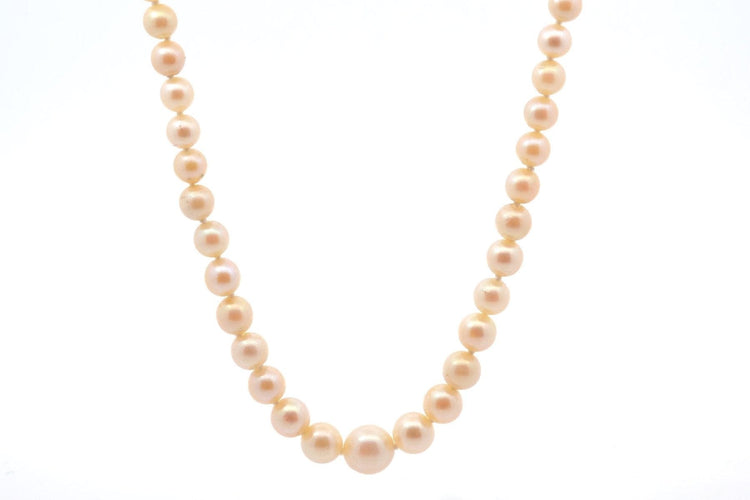Collier Collier de perles de culture avec fermoir en or 18k 58 Facettes 27542