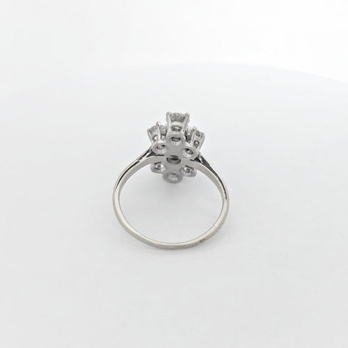 Bague 56 Bague en or blanc 18 carats et diamants taille brillant 58 Facettes 27560