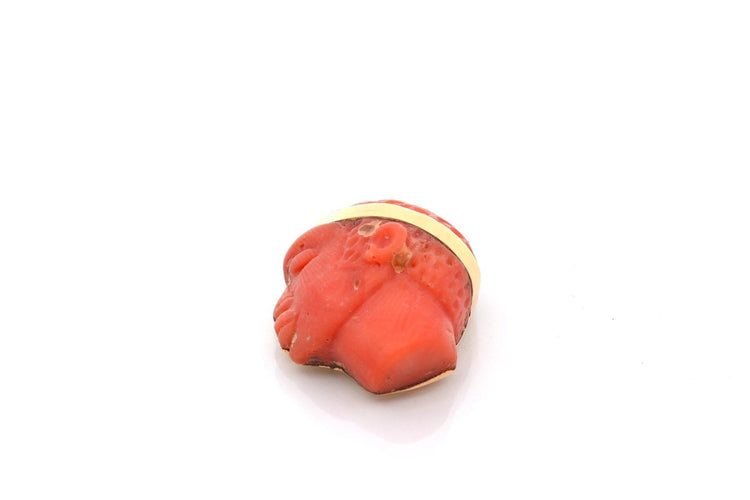 Pendentif Pendentif ancien en or 18k et corail 58 Facettes 27587