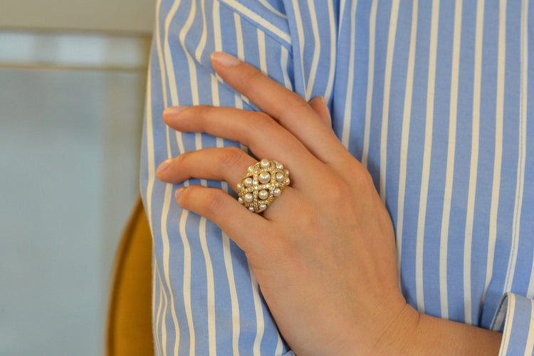 Bague 49 Chanel - Bague en or 18k avec diamants et perles de culture 58 Facettes 27638