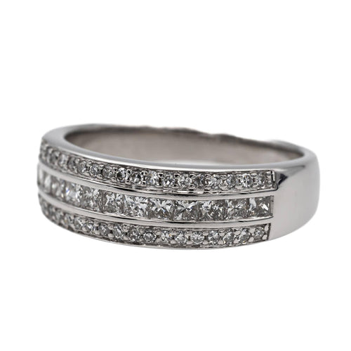 Bague 50 Bague Or blanc Diamant 58 Facettes 2783632CN