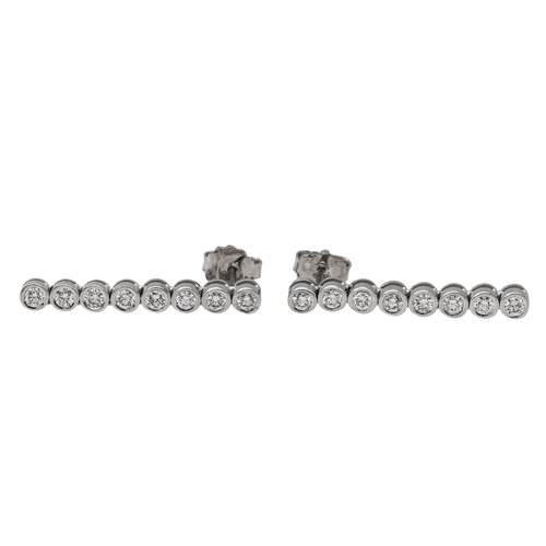 Boucles d'oreilles Boucles d’oreilles ligne en or blanc 18 carats et diamants 58 Facettes 2826008CN