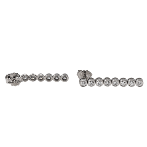 Boucles d'oreilles Boucles d’oreilles ligne en or blanc 18 carats et diamants 58 Facettes 2826008CN
