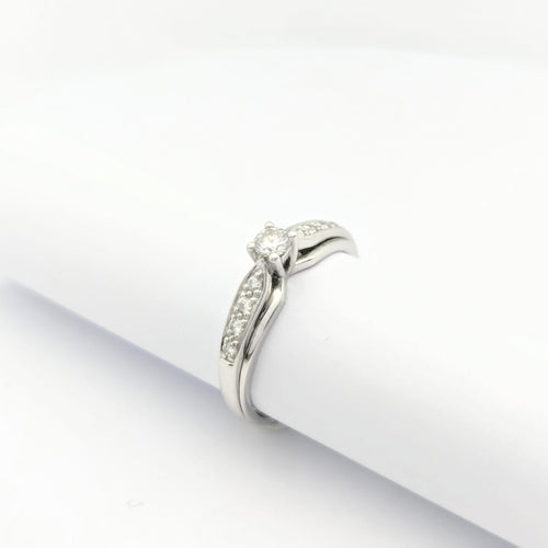 Bague 54 Bague solitaire en or blanc 18 carats et diamants 58 Facettes 28793