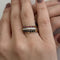 Bague Fiume - Tris de bagues rivière en or 18 ct avec diamants, rubis et saphirs 58 Facettes 29582
