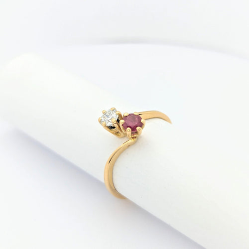 Bague 58 Bague Toi et Moi en or jaune avec diamant et rubis 58 Facettes 29693
