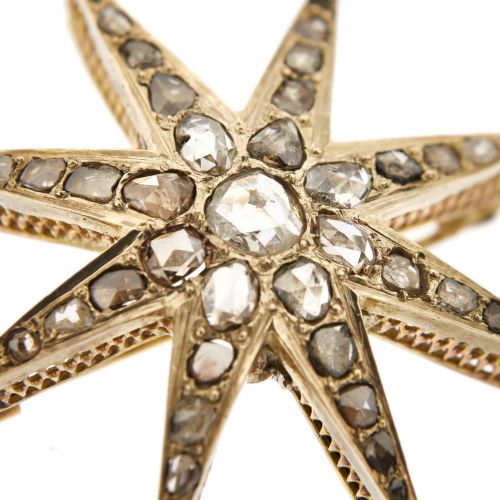 Pendentif Pendentif broche étoile en or jaune 18 carats et diamants 58 Facettes 29743