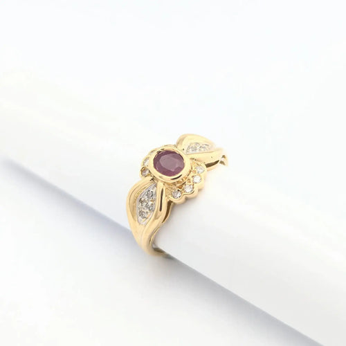 Bague 52 Bague en or jaune 18 carats avec diamants et rubis 58 Facettes 30483