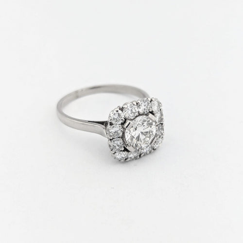 Bague 59 Bague Pompadour en or blanc 18 carats et platine avec diamants 58 Facettes 30884