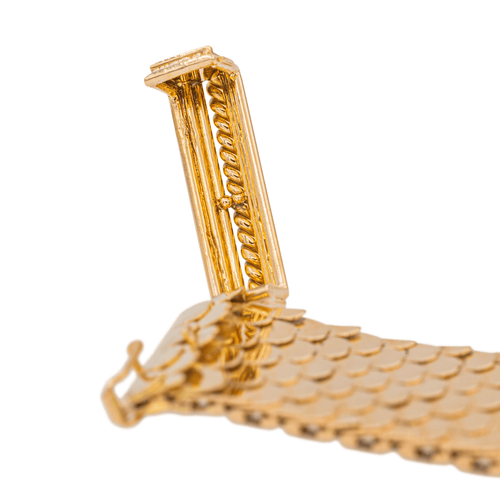 Bracelet Bracelet manchette motif écailles en or jaune 18 carats 58 Facettes 3132889RV