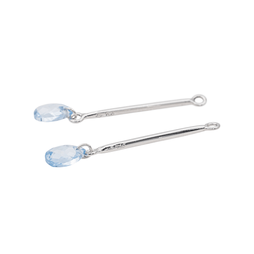 Boucles d'oreilles Boucles d'oreilles pendantes en or blanc 18 carats et aigues-marines 58 Facettes 3145033CN